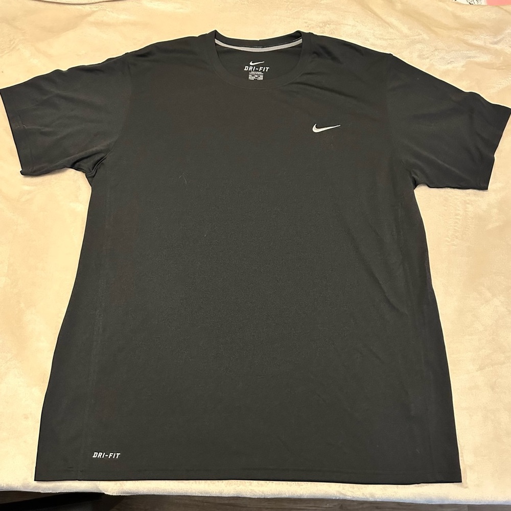 Mens Nike Dri Fit Black Short Sleeve Shirt XXL